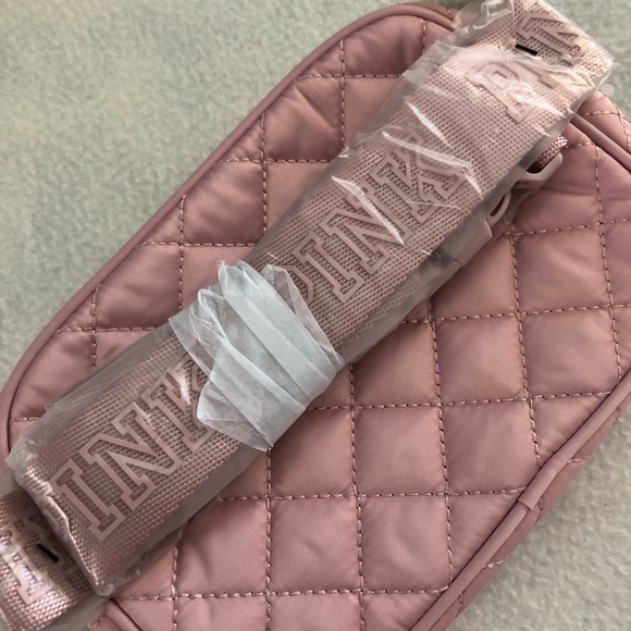 VS PINK Fanny Pack - Picture 4 of 6